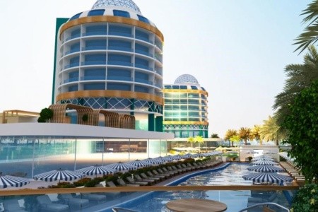 Dream World Aqua Resort, 