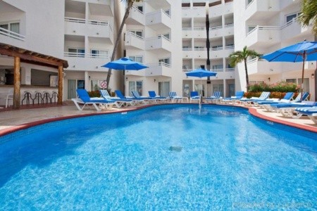 Holiday Inn Cancun Arenas, 