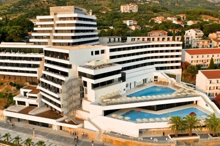 Hotel Medora Auri Family Beach Resort, Dovolená pro seniory 55+ Podgora dotovaná, Invia