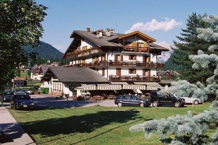 Hotel Stella Alpina, Tre Valli, Invia