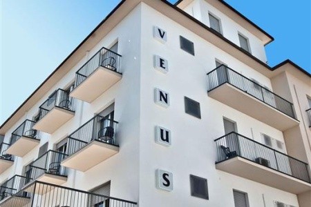 Hotel Venus, 