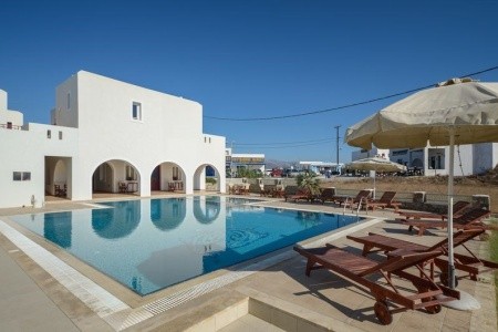 Perla, Naxos, Invia