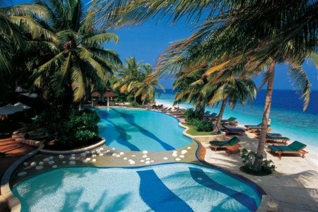 Royal Island Resort, 