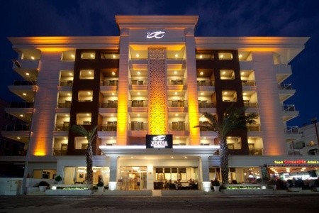 Xperia Grand Bali Hotel, 