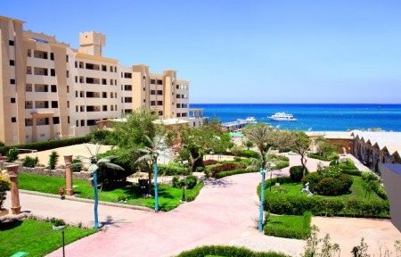 King Tut Aqua Park Beach Resort, Egypt, Invia
