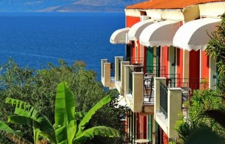 Apraos Bay, Korfu, Invia