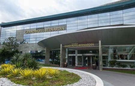Grand Hotel Bernardin, Portorož, Invia