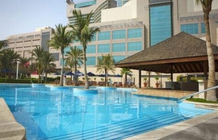 Sofitel Corniche, Abu Dhabi, Invia