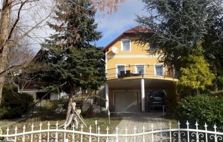 Hanna-Bella Apartman, Maďarsko, Invia