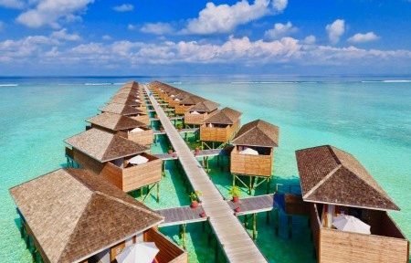 Meeru Island, Maledivy, Invia