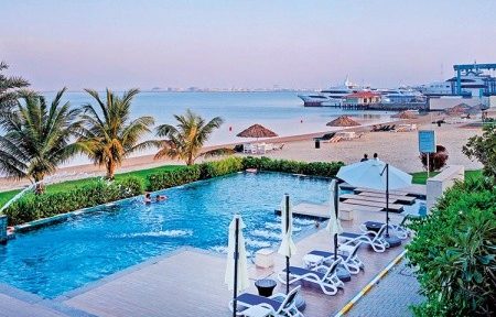 Pearl, Umm Al Quwain, Invia