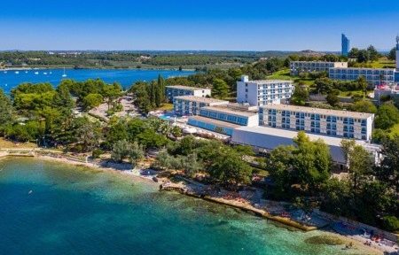 Plava Laguna, Poreč, Invia