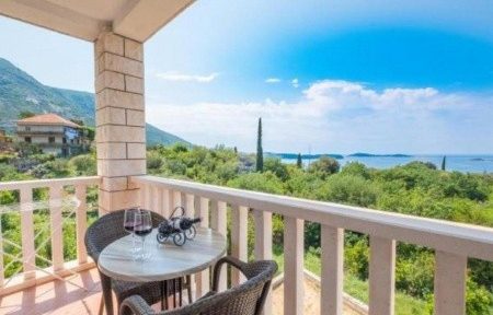 Apartmány 3298-7007, Dubrovník, Invia