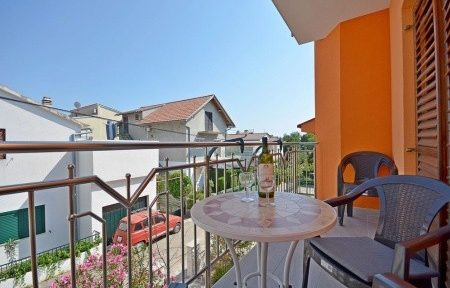 Apartmány 1355-2182, Vodice, Invia