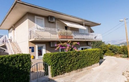 Apartmány 1355-6035, Střední Dalmácie, Invia