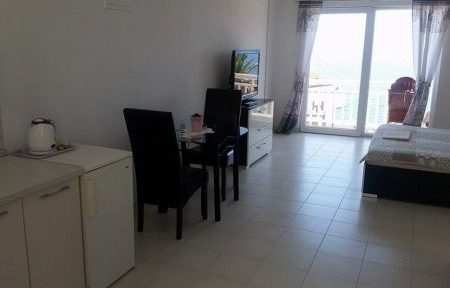 Apartmány 3298-2645, Makarská riviéra, Invia