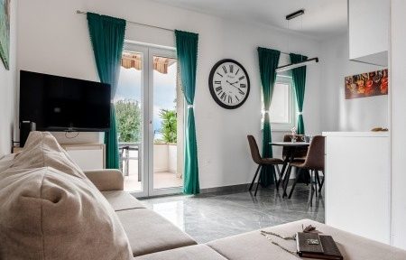 Apartmány 3298-5666, Severní Dalmácie, Invia