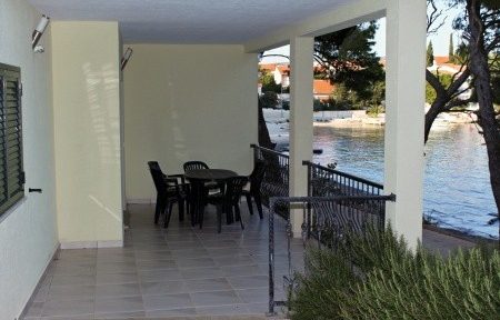 Apartmány 3298-609, Šibenik, Invia