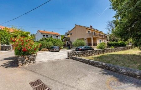 Vila Gržetič Ivica, Krk, Invia